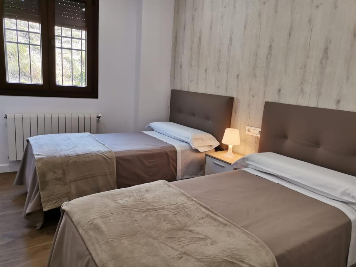 Villa Vivienda Turistica Cumbre De Pontones à Santiago-Pontones Extérieur photo
